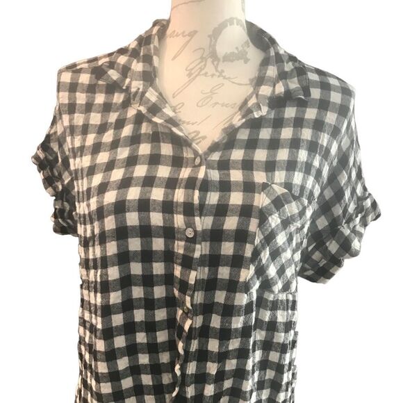 Jane  and Delancey size large short sleeve checkered top - Picture 9 of 12